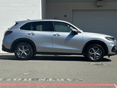 Certified 2024 Honda HR-V EX-L image 8