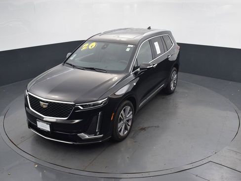 Used 2020 Cadillac XT6 Premium Luxury image 45