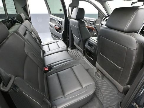 Used 2018 GMC Sierra 1500 SLT AWD/4WD image 48