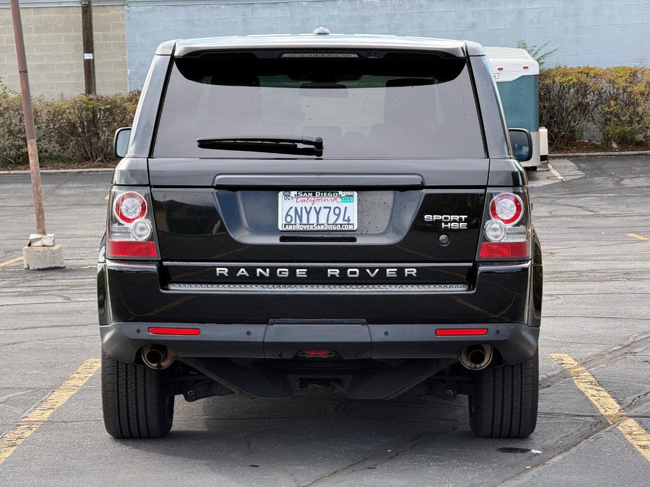 Used 2011 Land Rover Range Rover Sport HSE AWD/4WD image 4