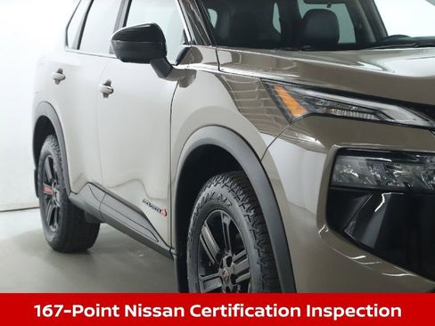 Certified 2025 Nissan Rogue SV image 8