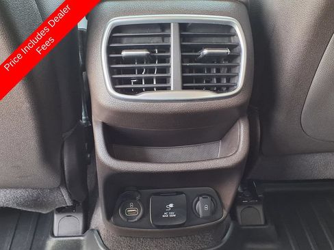 Used 2020 Hyundai Santa Fe Limited w/ Cargo Package FWD image 15