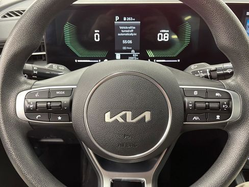 Used 2025 Kia K5 LXS image 12