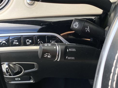 Used 2016 Mercedes-Benz Maybach S 600 image 26