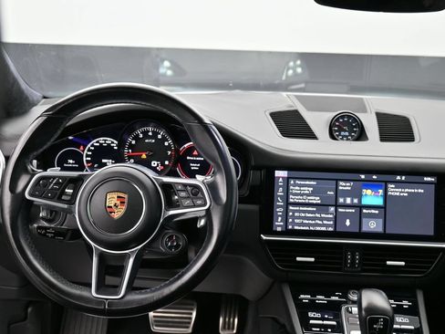 Used 2021 Porsche Cayenne GTS AWD/4WD image 11