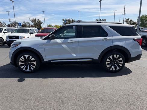 New 2026 Ford Explorer Platinum w/ LUX Leather Package AWD/4WD image 6