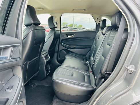 Used 2024 Ford Edge Titanium AWD/4WD image 27