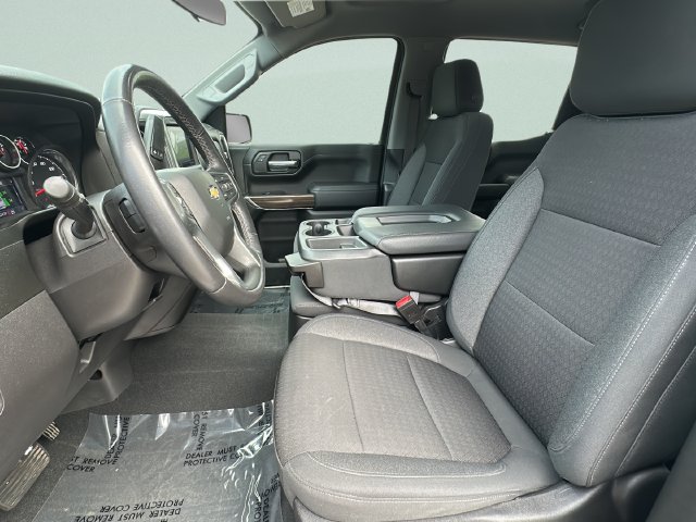 Used 2021 Chevrolet Silverado 1500 LT w/ Z71 Off-Road Package AWD/4WD image 13