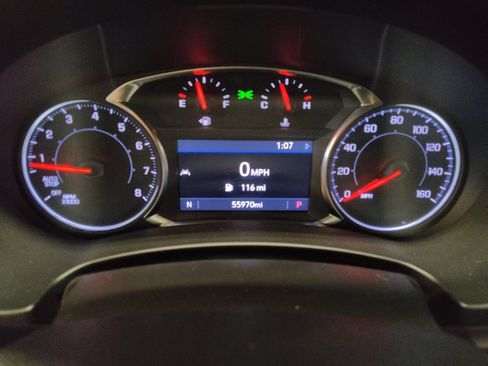 Used 2024 GMC Terrain SLT FWD image 23