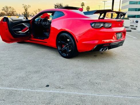 Used 2022 Chevrolet Camaro SS image 30