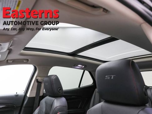 Used 2023 Buick Envision Essence w/ Sport Touring Package image 36