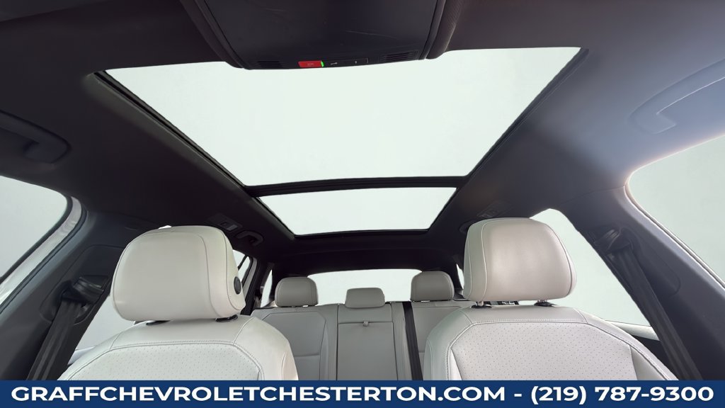 Used 2021 Volkswagen Tiguan SE R-Line FWD image 38