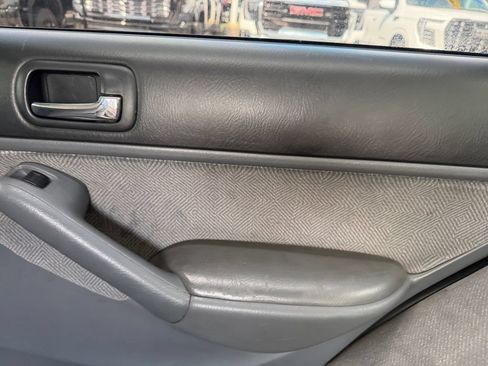 Used 2002 Honda Civic LX image 30