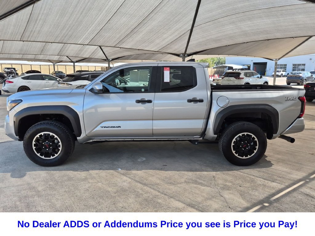Used 2025 Toyota Tacoma TRD Off-Road AWD/4WD image 6