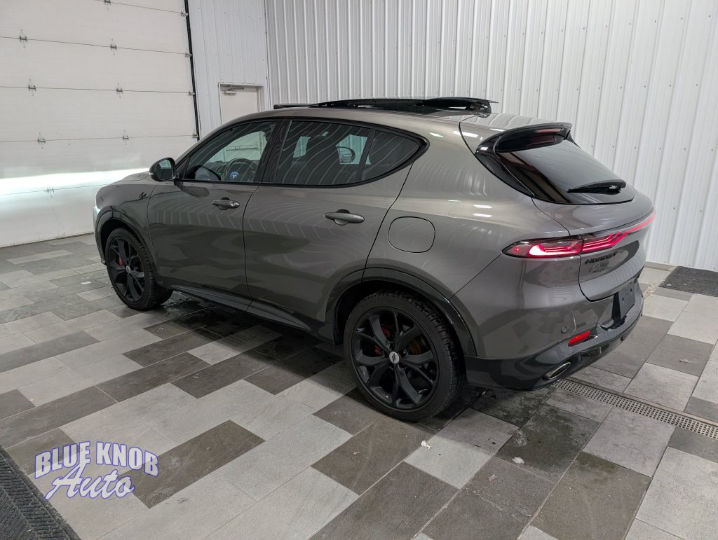 Used 2024 Dodge Hornet R/T Plus AWD/4WD image 2
