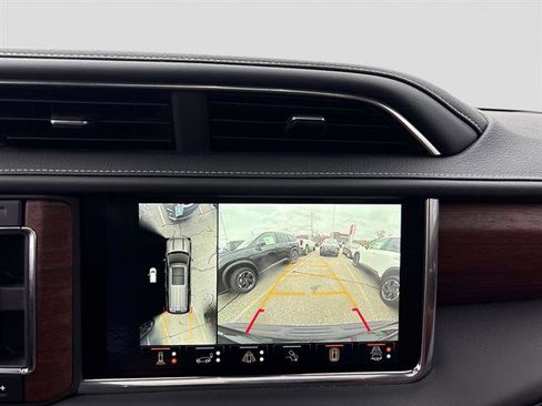 Used 2023 GMC Yukon Denali Ultimate image 28