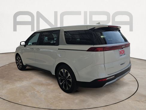Certified 2024 Kia Carnival EX FWD image 5