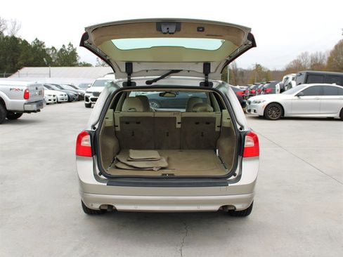 Used 2008 Volvo V70 image 32