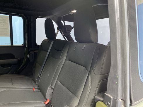 Certified 2021 Jeep Wrangler Unlimited Sahara image 25