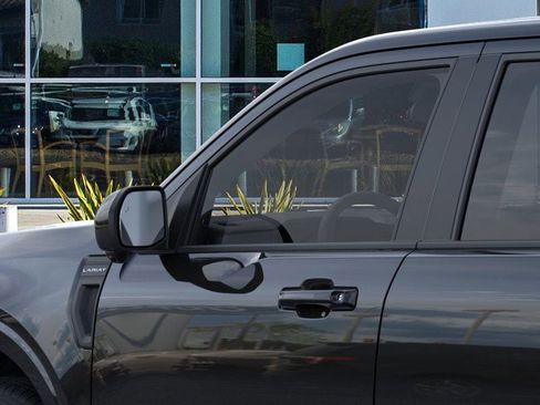 New 2025 Ford Maverick Lariat w/ Black Appearance Package image 21