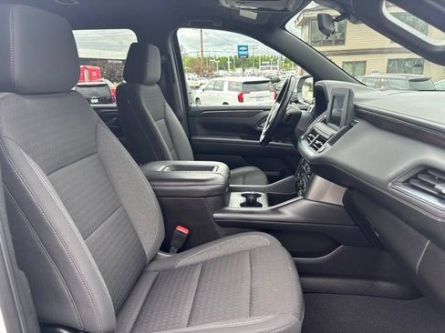 Used 2022 Chevrolet Suburban LS AWD/4WD image 10