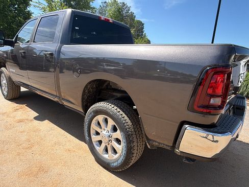 New 2026 RAM 2500 Big Horn AWD/4WD image 10