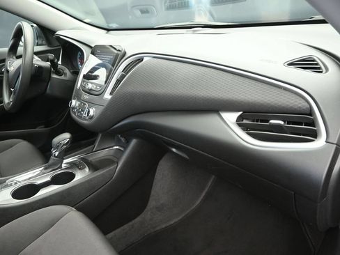 Used 2024 Chevrolet Malibu LT FWD image 24