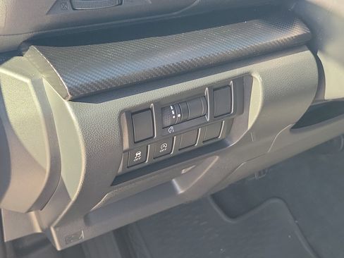 Used 2023 Subaru Crosstrek 2.0i Premium image 22