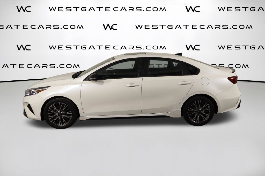 Used 2024 Kia Forte GT-Line w/ GT-Line Premium Package FWD image 5