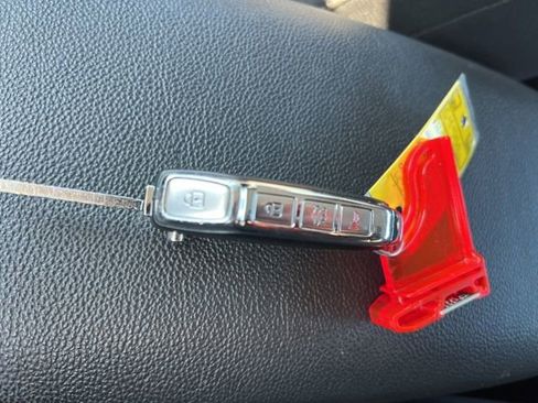 Certified 2023 Kia Forte LXS w/ LXS Technology Package image 33