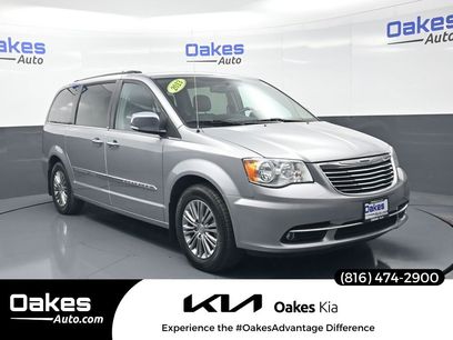 Used 2013 Chrysler Town & Country Touring-L w/ Driver Convenience Group