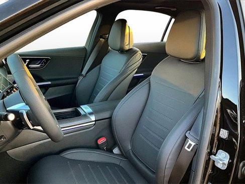 New 2025 Mercedes-Benz C 300 C 300 4MATIC Sedan image 12