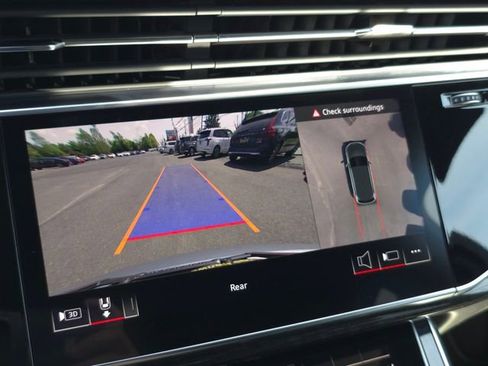 Used 2025 Audi Q7 3.0T Premium Plus image 18