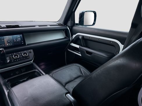 Used 2020 Land Rover Defender 110 S AWD/4WD image 19