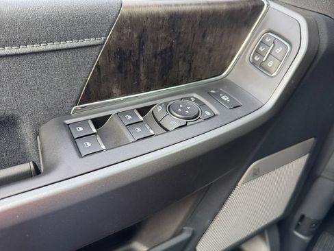 New 2026 Ford F250 Lariat w/ Black Appearance Package image 20