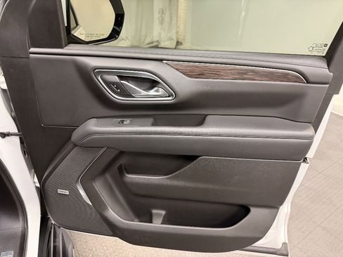 Used 2021 Chevrolet Tahoe LT AWD/4WD image 13