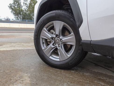 Used 2025 Toyota RAV4 XLE image 8