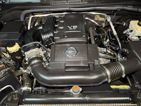 Used 2014 Nissan Frontier PRO-4X w/ Pro-4x Luxury Package image 46