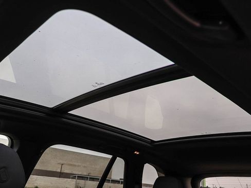 Used 2022 BMW X5 sDrive40i w/ Premium Package RWD image 30