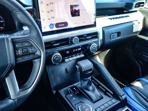 Used 2024 Toyota Tacoma TRD Sport RWD image 28