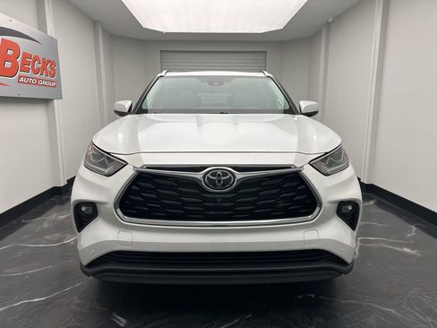 Used 2022 Toyota Highlander Limited image 29