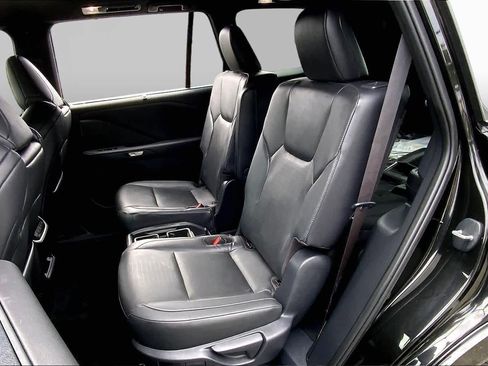 Certified 2025 Lexus TX 500h AWD w/ Technology Package image 21