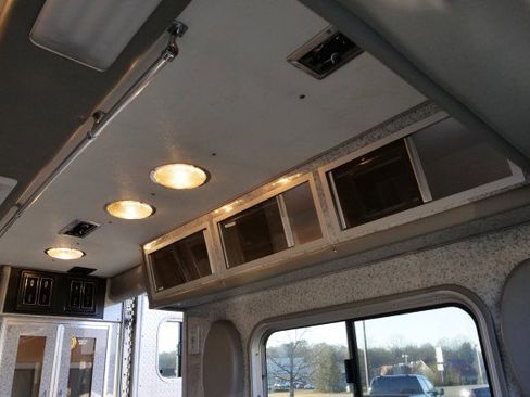 Used 2006 GMC Sierra 3500 SLE w/ Heavy-Duty Power Package image 43