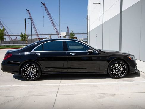 Used 2020 Mercedes-Benz S 560 Sedan image 11