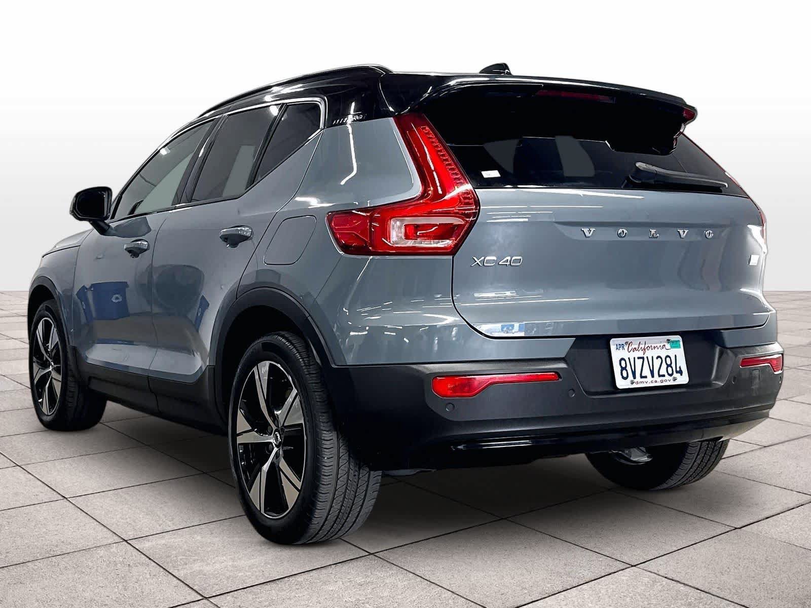 Used 2021 Volvo XC40 P8 Recharge w/ Advanced Package AWD/4WD image 13
