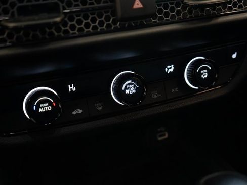 Used 2023 Honda HR-V Sport image 24