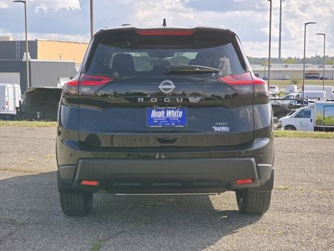 New 2026 Nissan Rogue SV w/ SV Premium Package image 10