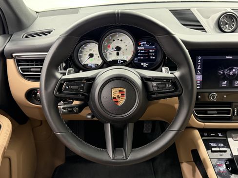 Used 2023 Porsche Macan S AWD/4WD image 44