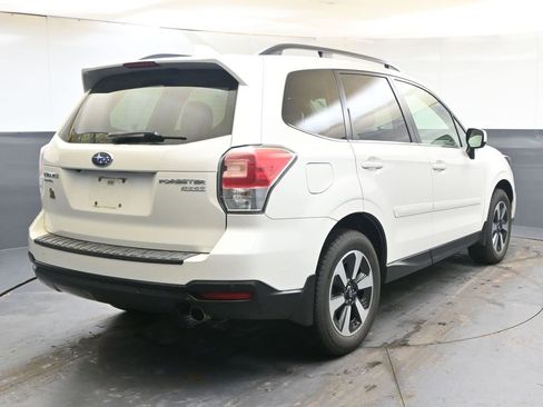 Used 2017 Subaru Forester 2.5i Limited image 5