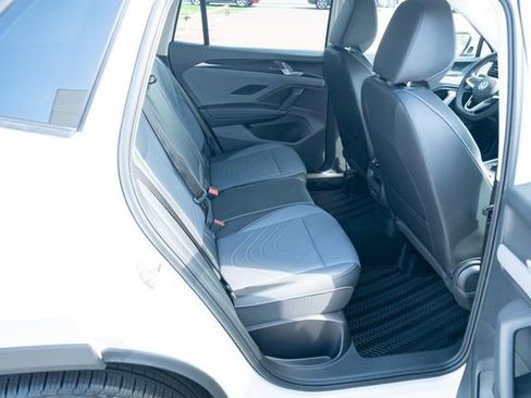 New 2026 Volkswagen Tiguan SE FWD image 41